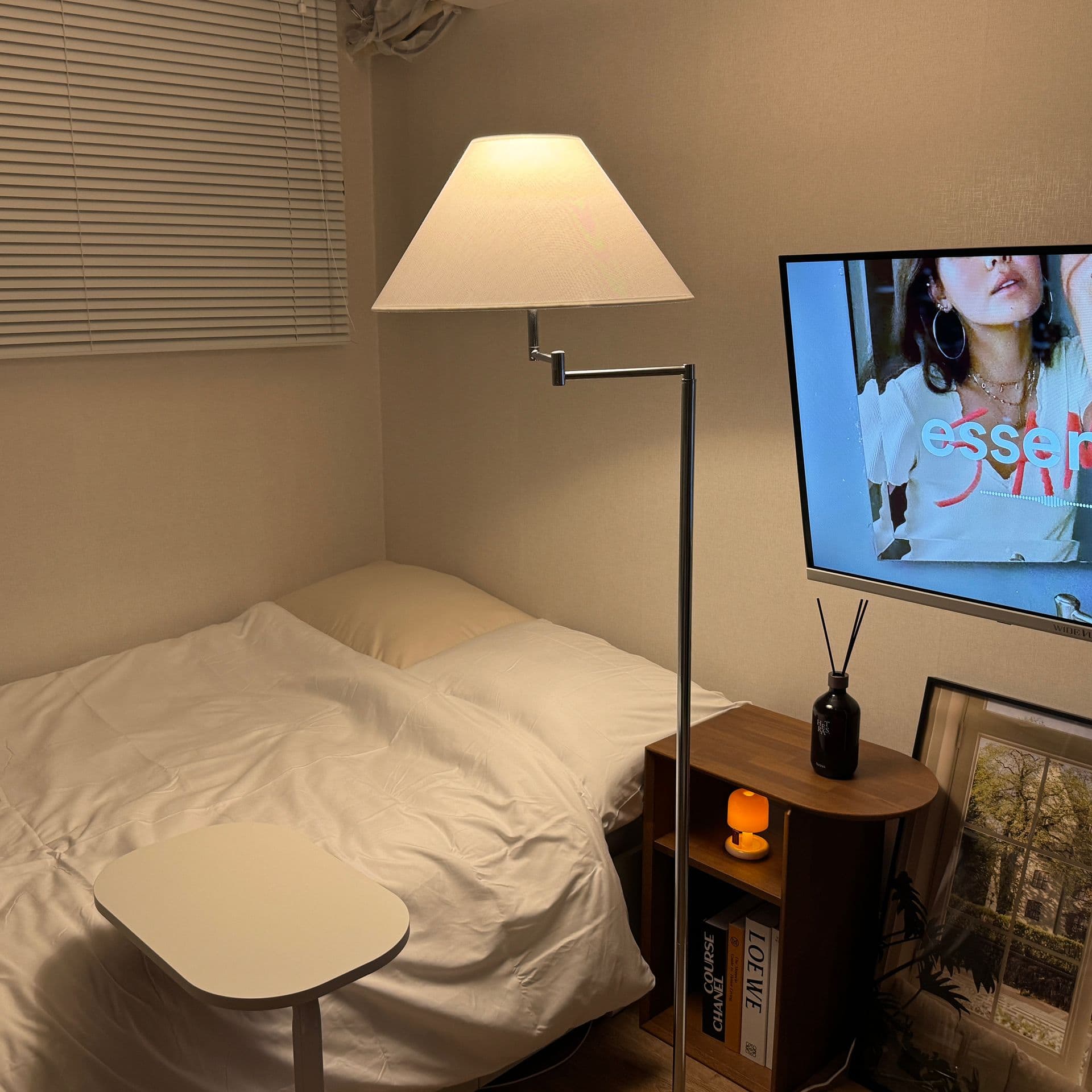 Newly Opened Studio Steps from Dongdaemun Station