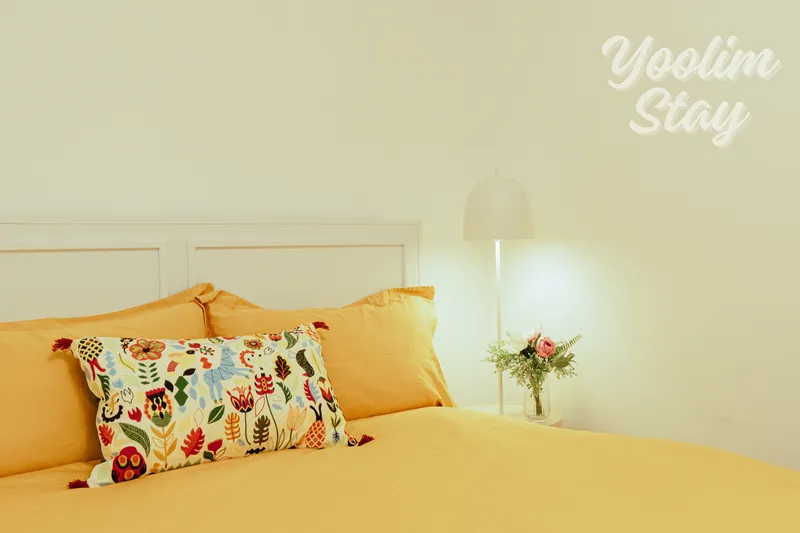 10minutes walk from Konkuk University Station.