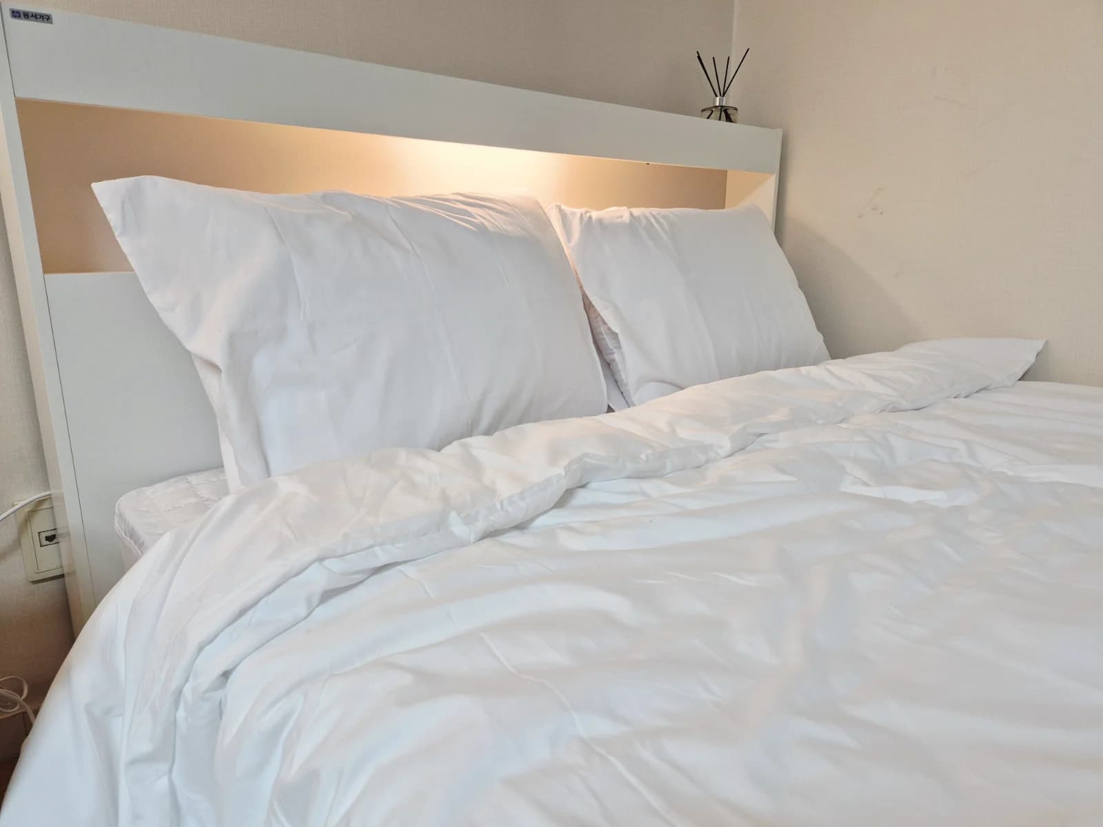 1-Min Walk from National Assembly Station | City view