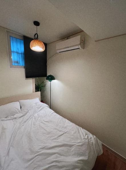 Compact Myeongdong Studio with Shared Kitchen and Laundry