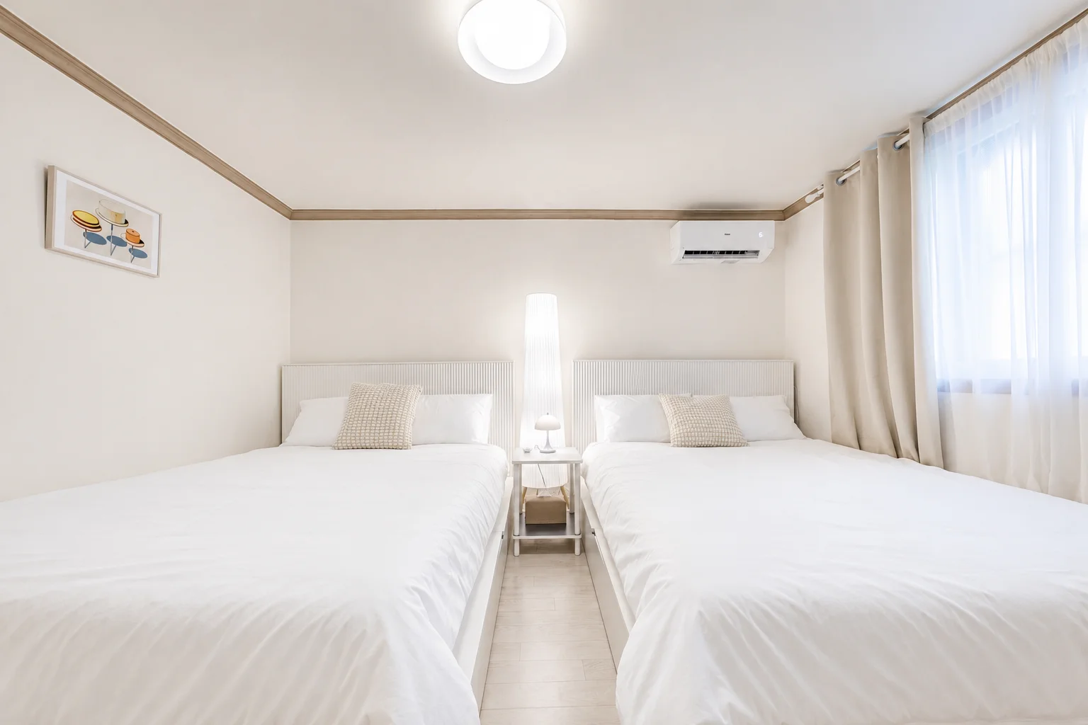 Modern Apgujeong Stay | Netflix | Washer & Dryer
