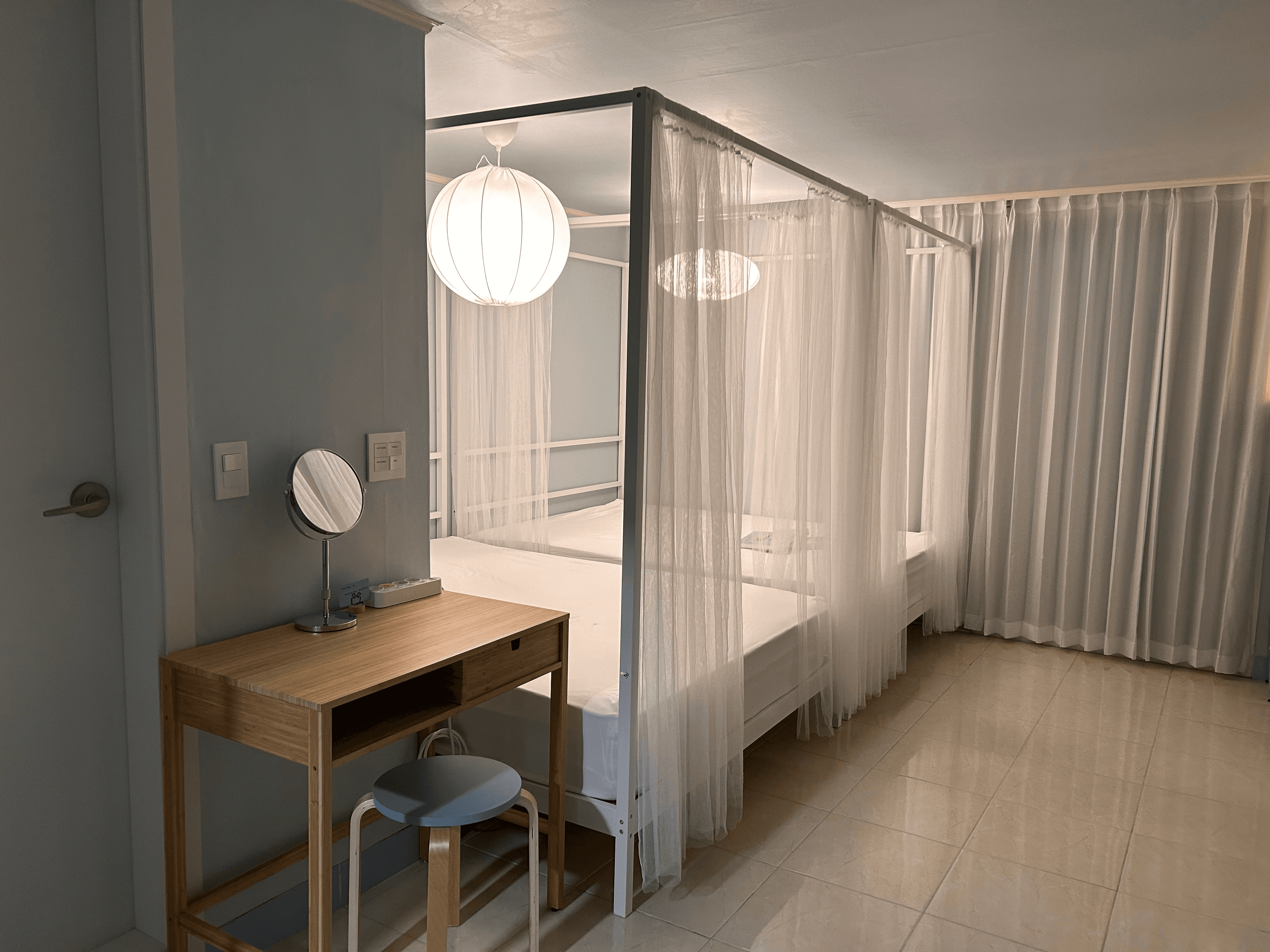 Hongdae Station 1-min — Renovated 33㎡ Basement Studio with Dryer