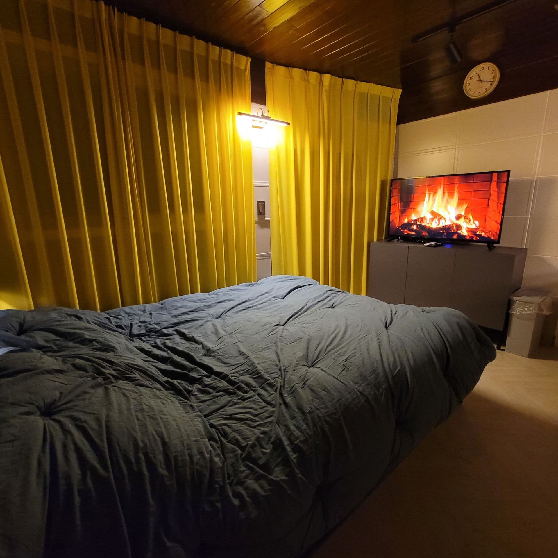 Hotel-Style Renovated Studio 10 Min from Seoul Station