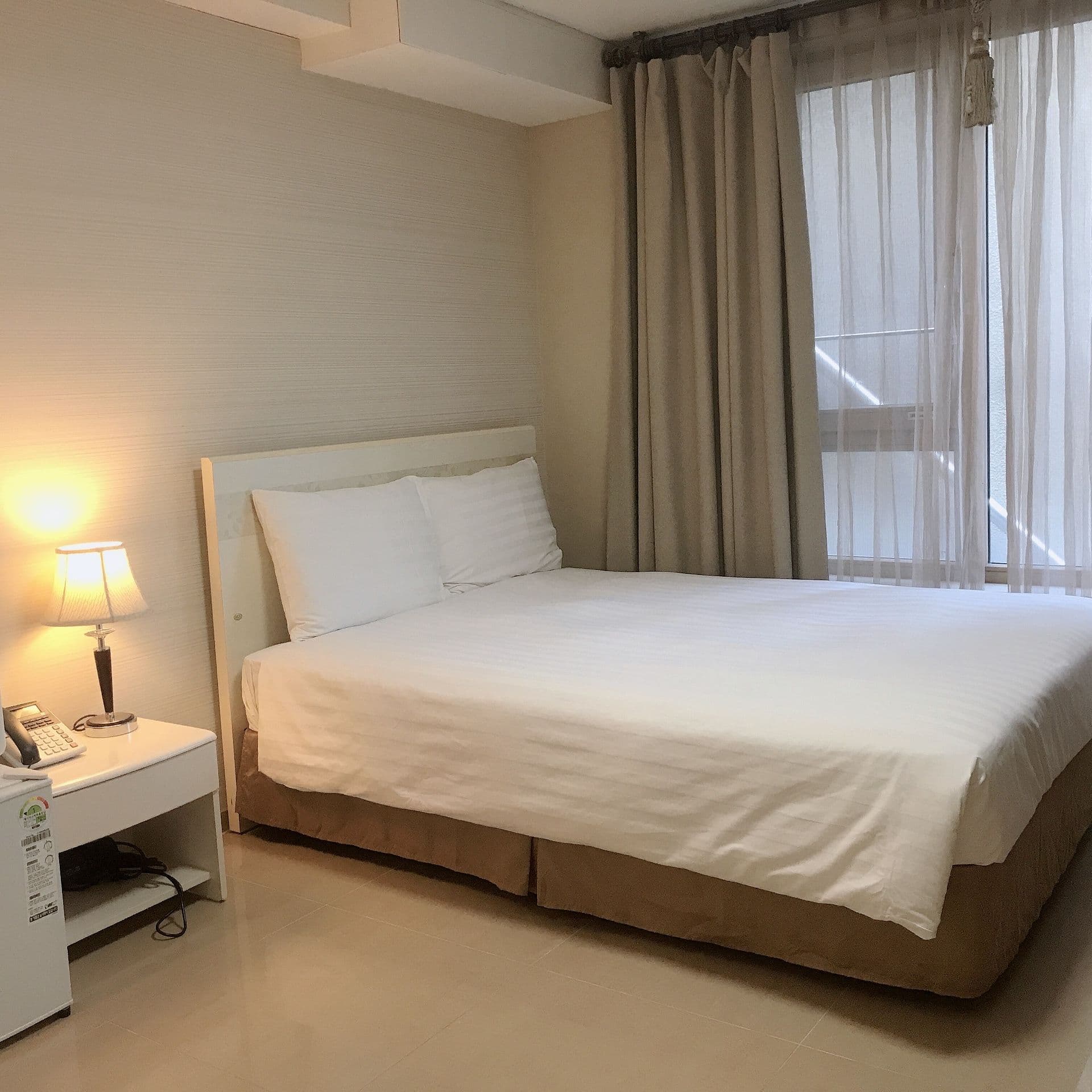 Fully Equipped Itaewon Studio, Walk to Everything
