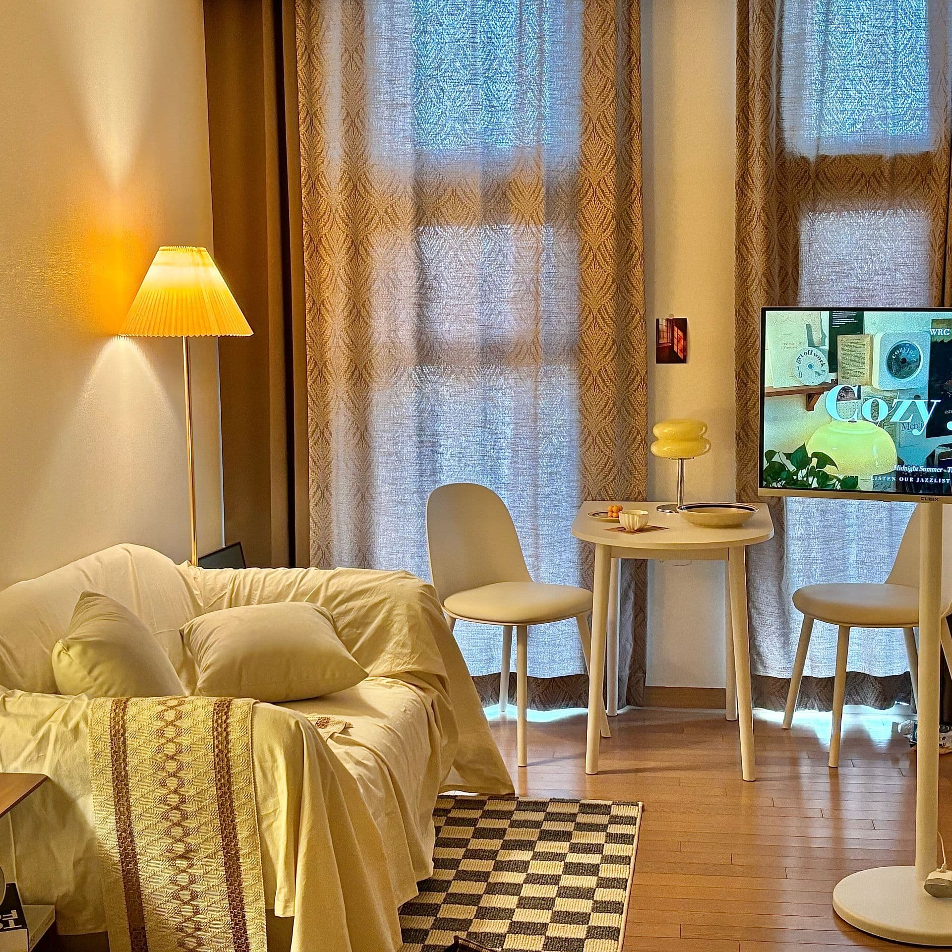 Seoul Station 2-Min Studio with Penthouse Amenities