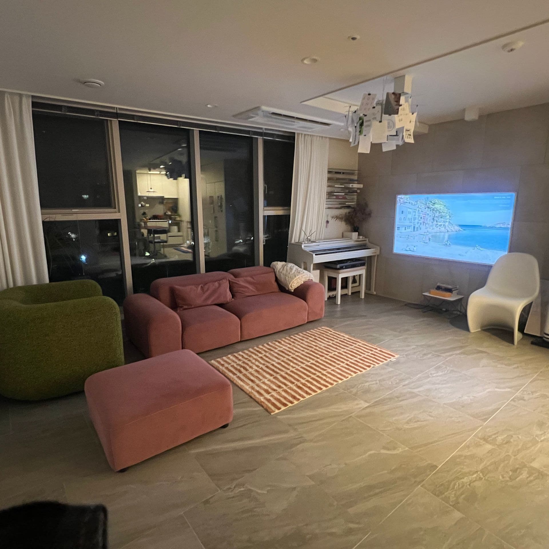 High-Floor Hannam I-PARK with Designer Furnishings and City Views