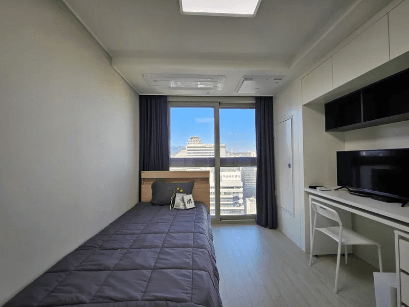 High View Gwangjang 5F-A — Studio Connected to Jongno 5-ga Station