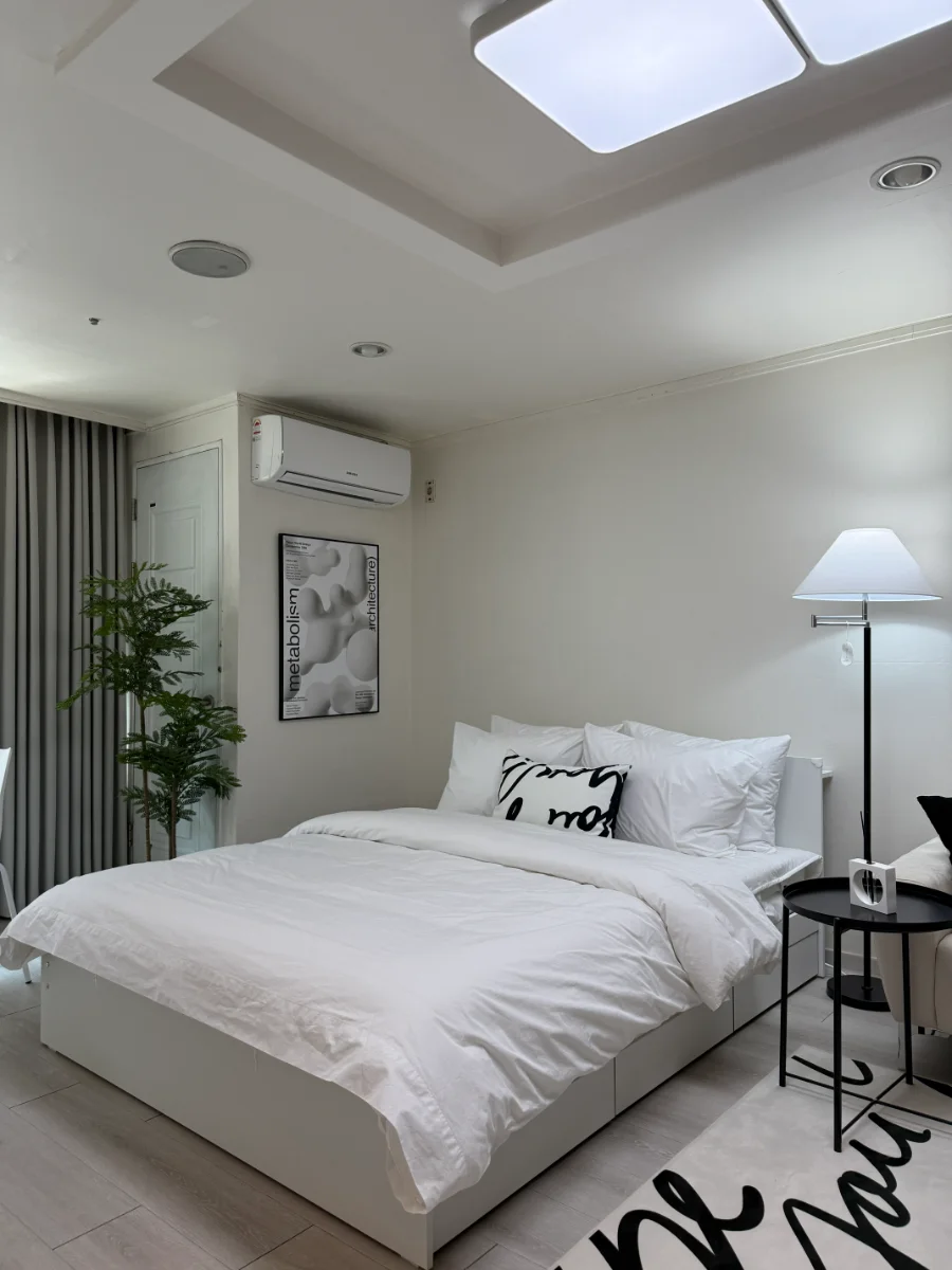 1 min to National Assembly Station | Yeouido Cozy Stay
