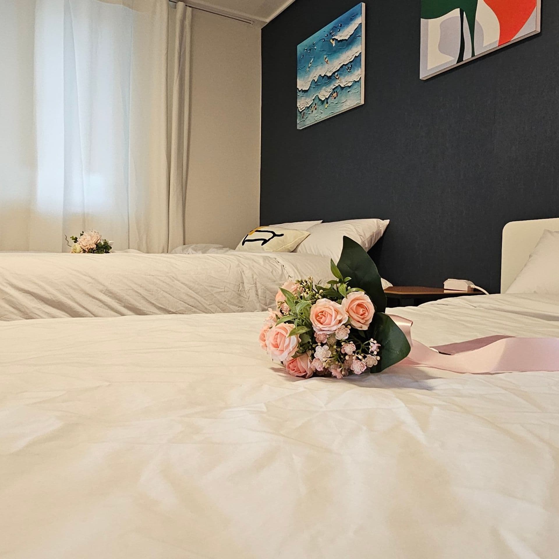Remodeled Haebangchon House with Namsan Rooftop Views