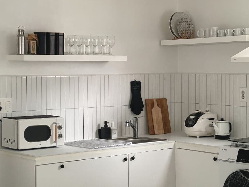Itaewon Main Strip: Private 99㎡ Two-Bedroom Floor