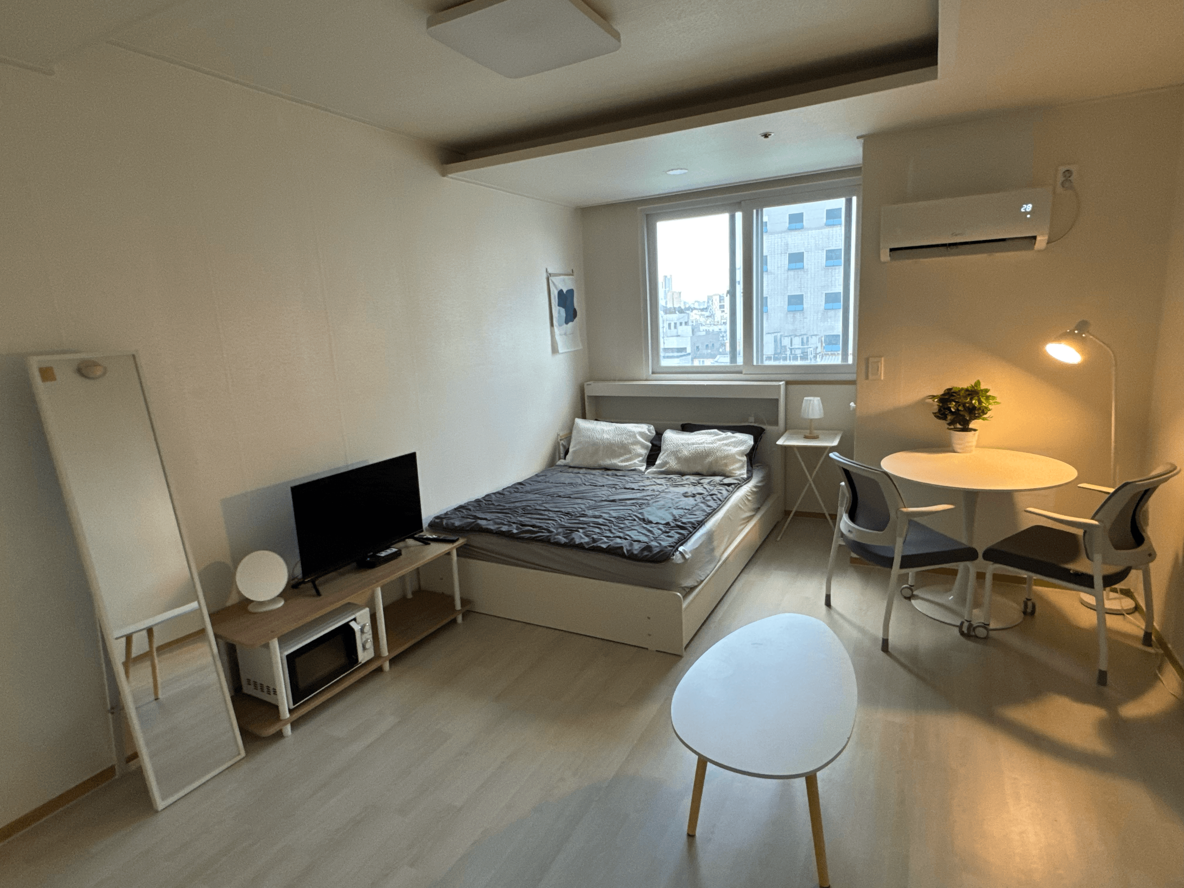 Seongsu/Konkuk/Gangnam — 7F, 26㎡ (Dressroom, Recently Renovated)