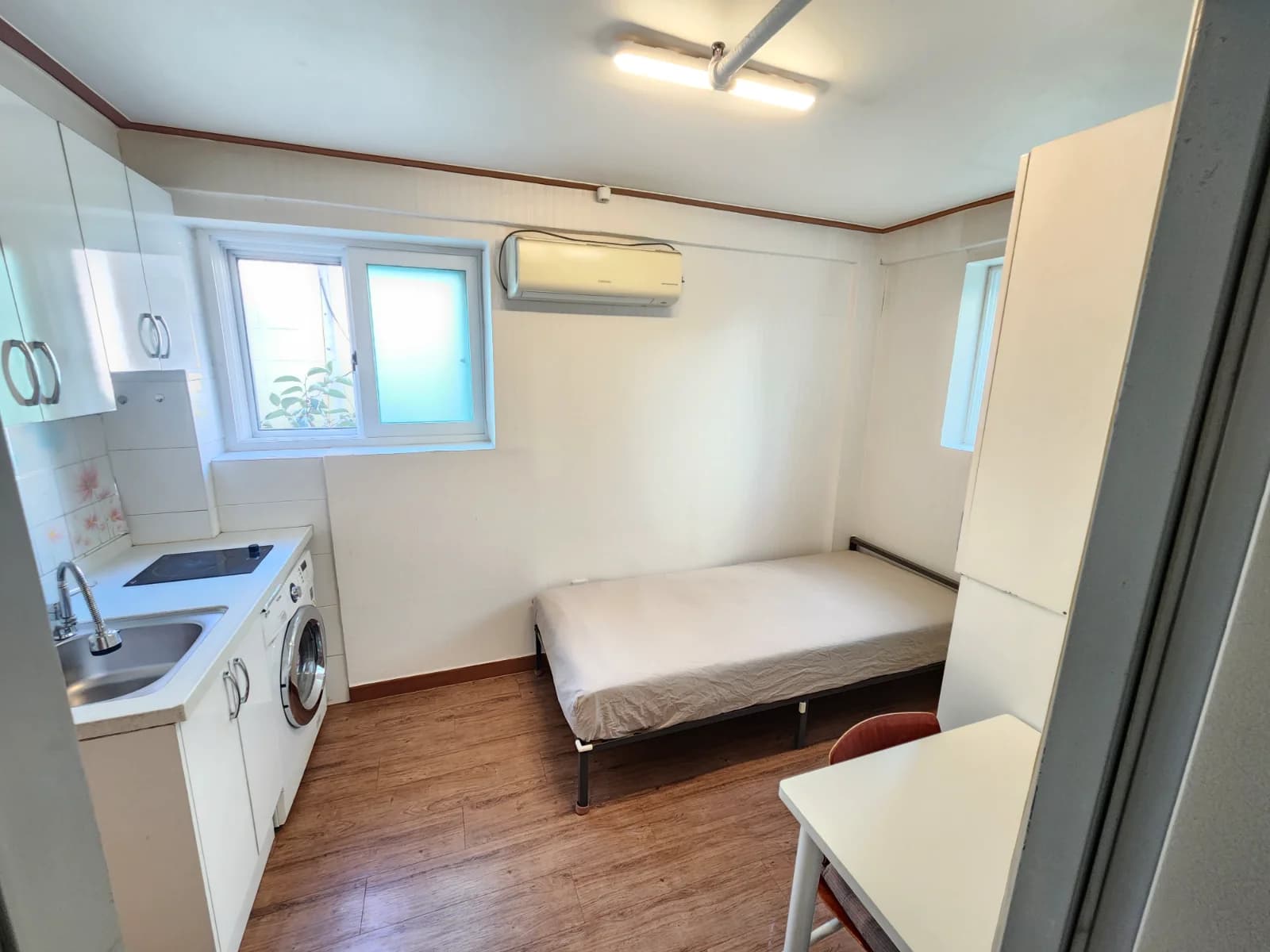 Fully Equipped Studio near SNU | Private Kitchen & Bathroom