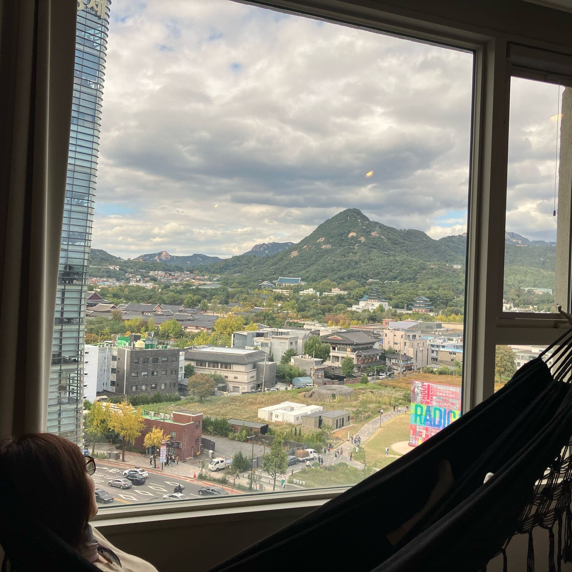 Urban Calm Boutique Studio on 9th Floor, Jongno