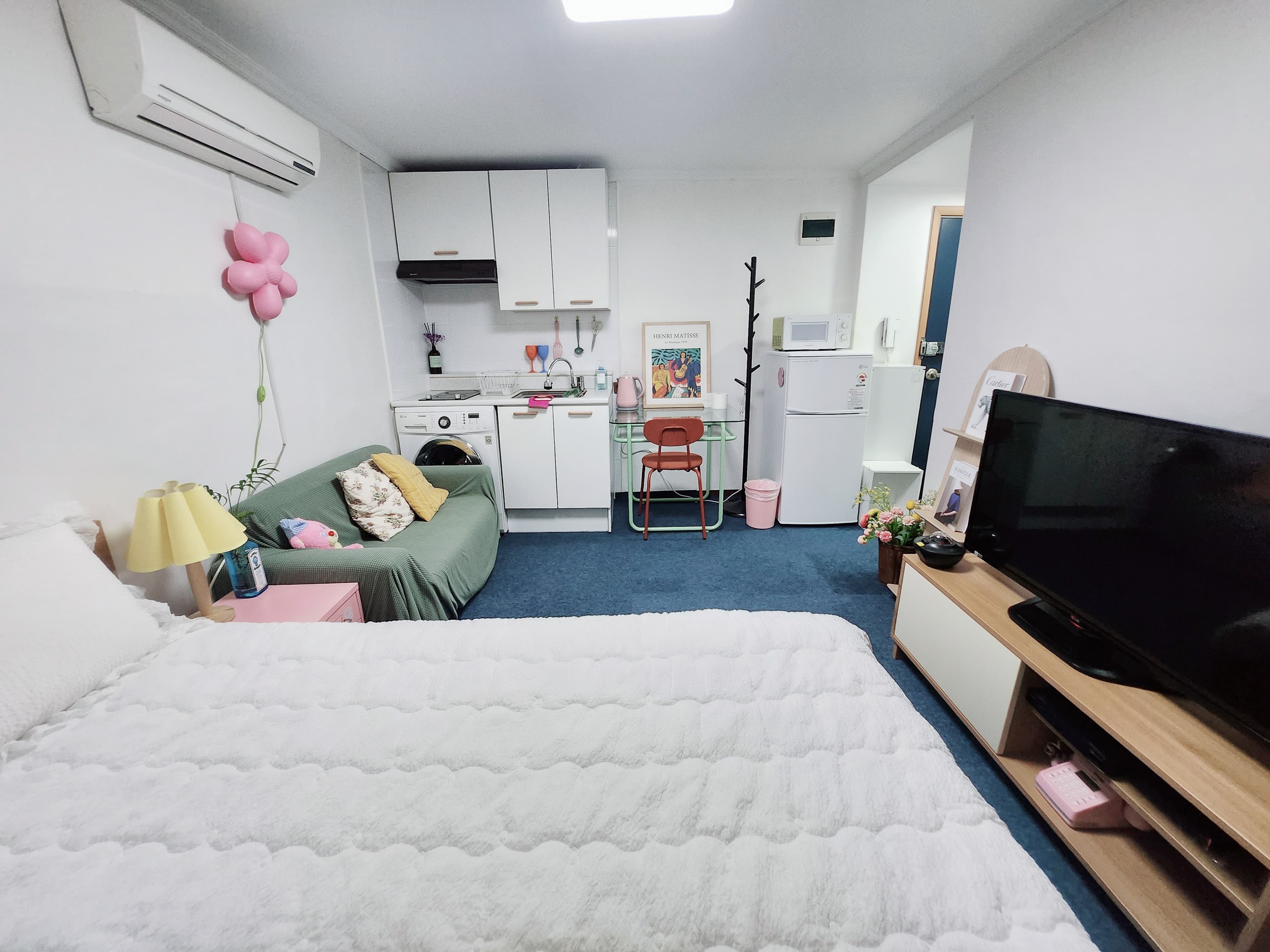 Konkuk University private house