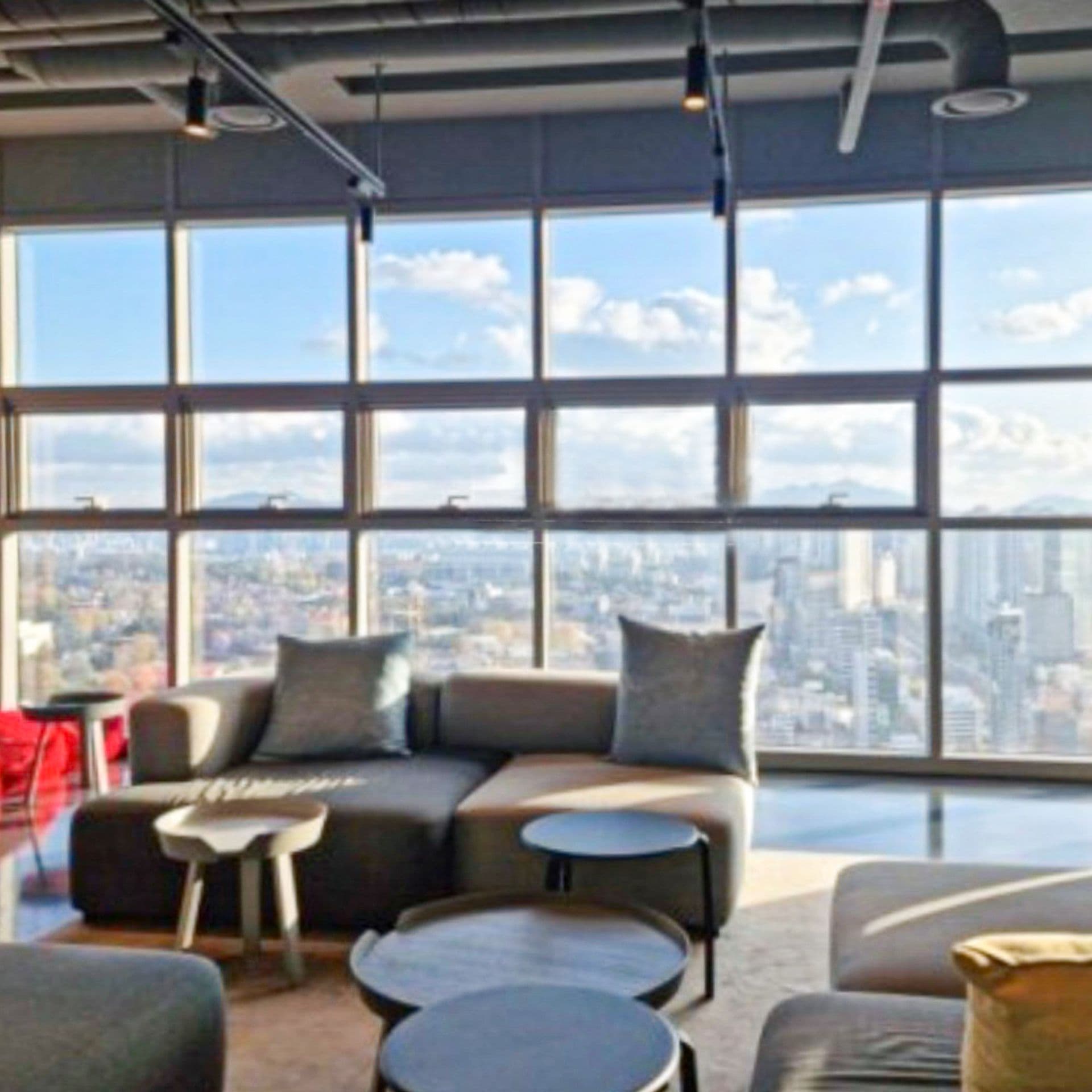 High-Floor Seoul Station Studio with City and Mountain Views
