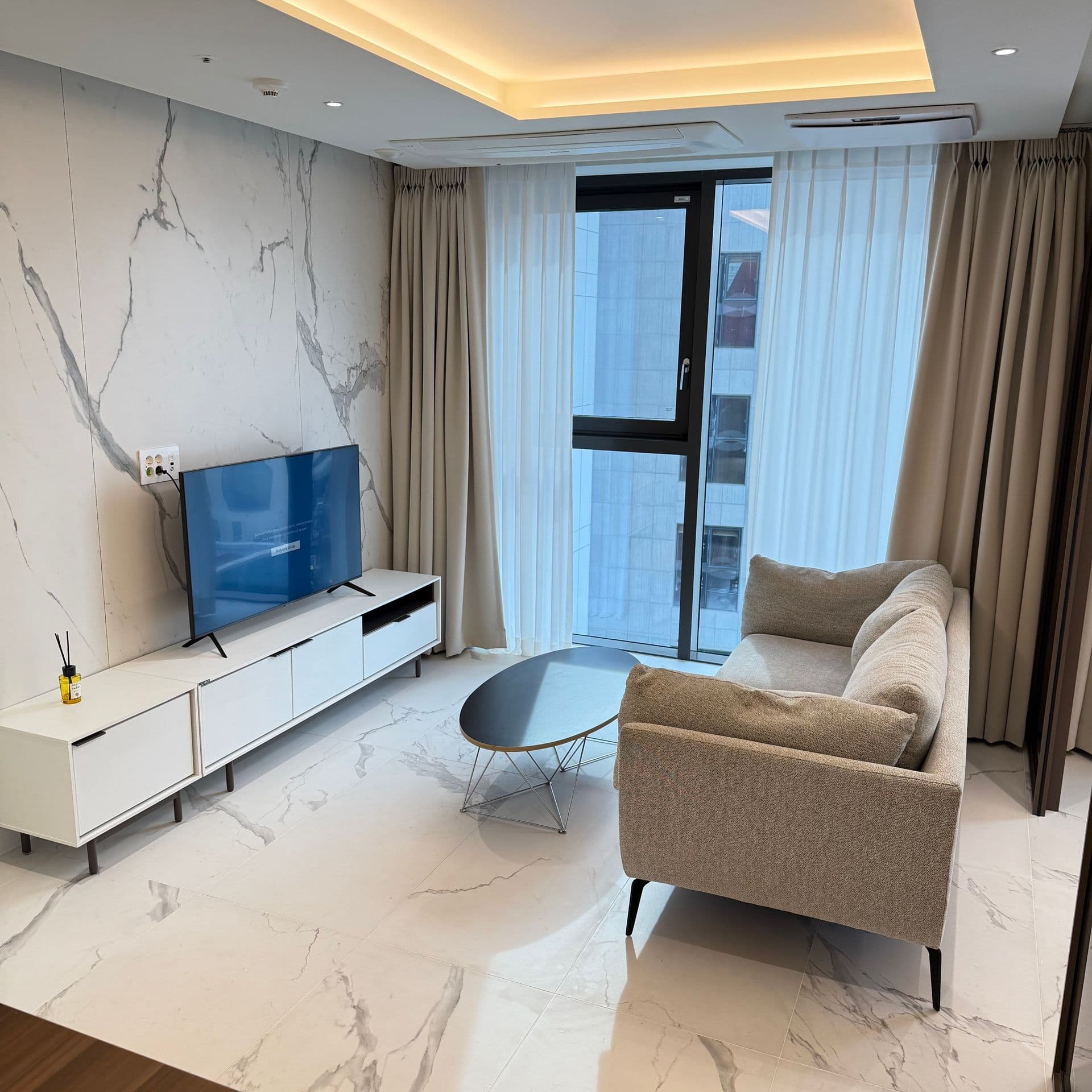 Montrea Hannam — Furnished 53㎡ Studio on 9th Floor