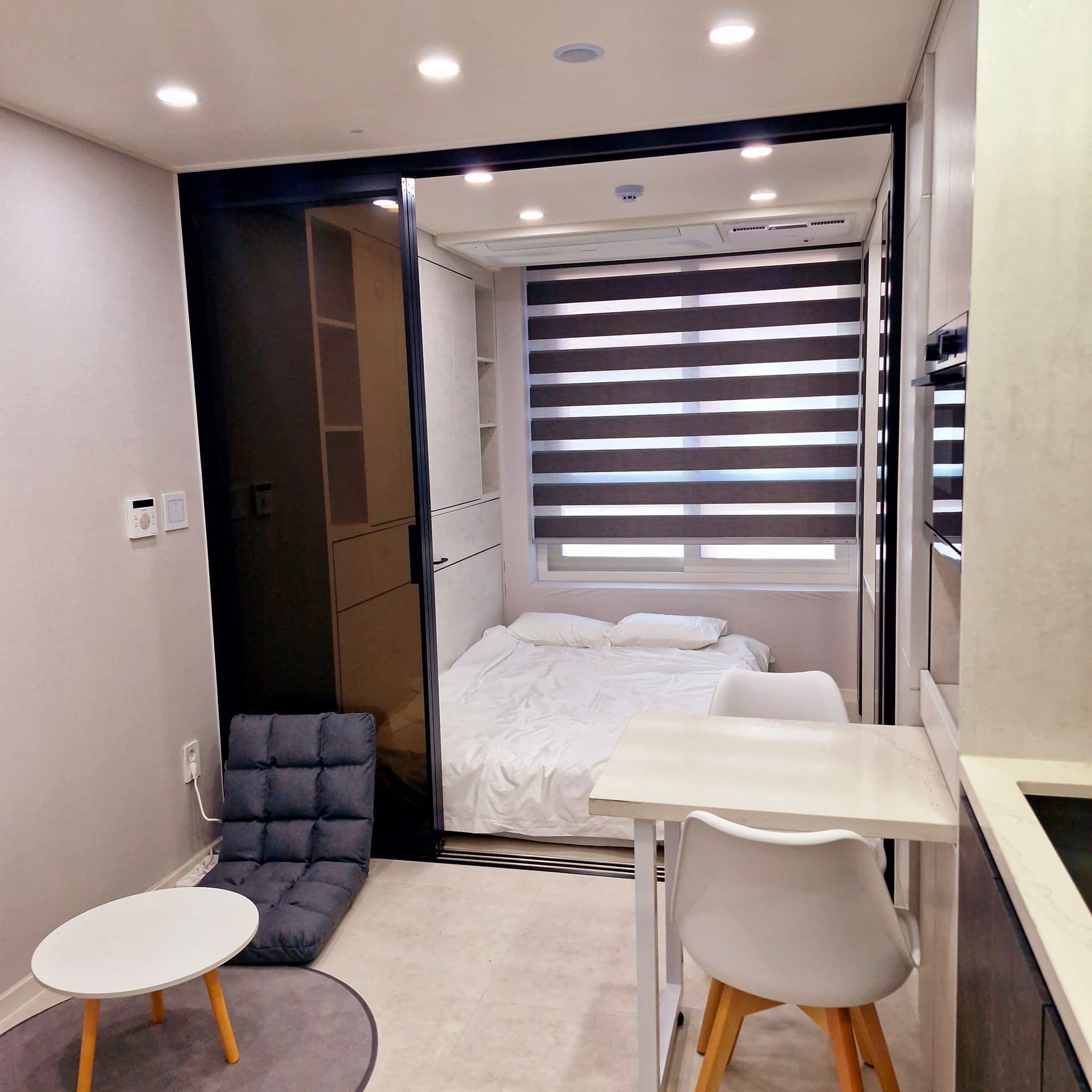 10th-Floor Studio Steps from Seoul National University Hospital