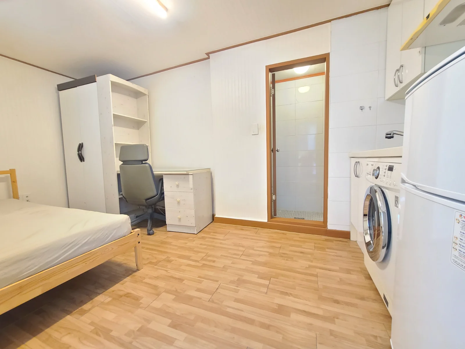 Fully Equipped Studio near SNU | Private Kitchen & Bathroom