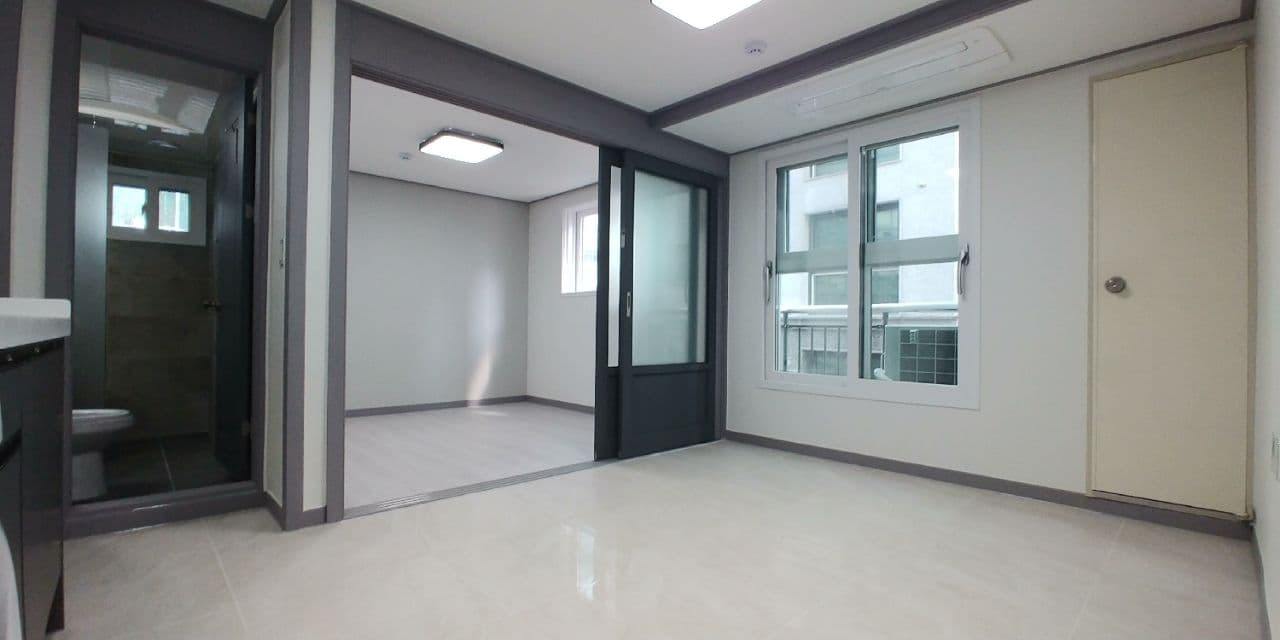 Newer Studio Near Jongno5-ga Station and Seoul National University Hospital