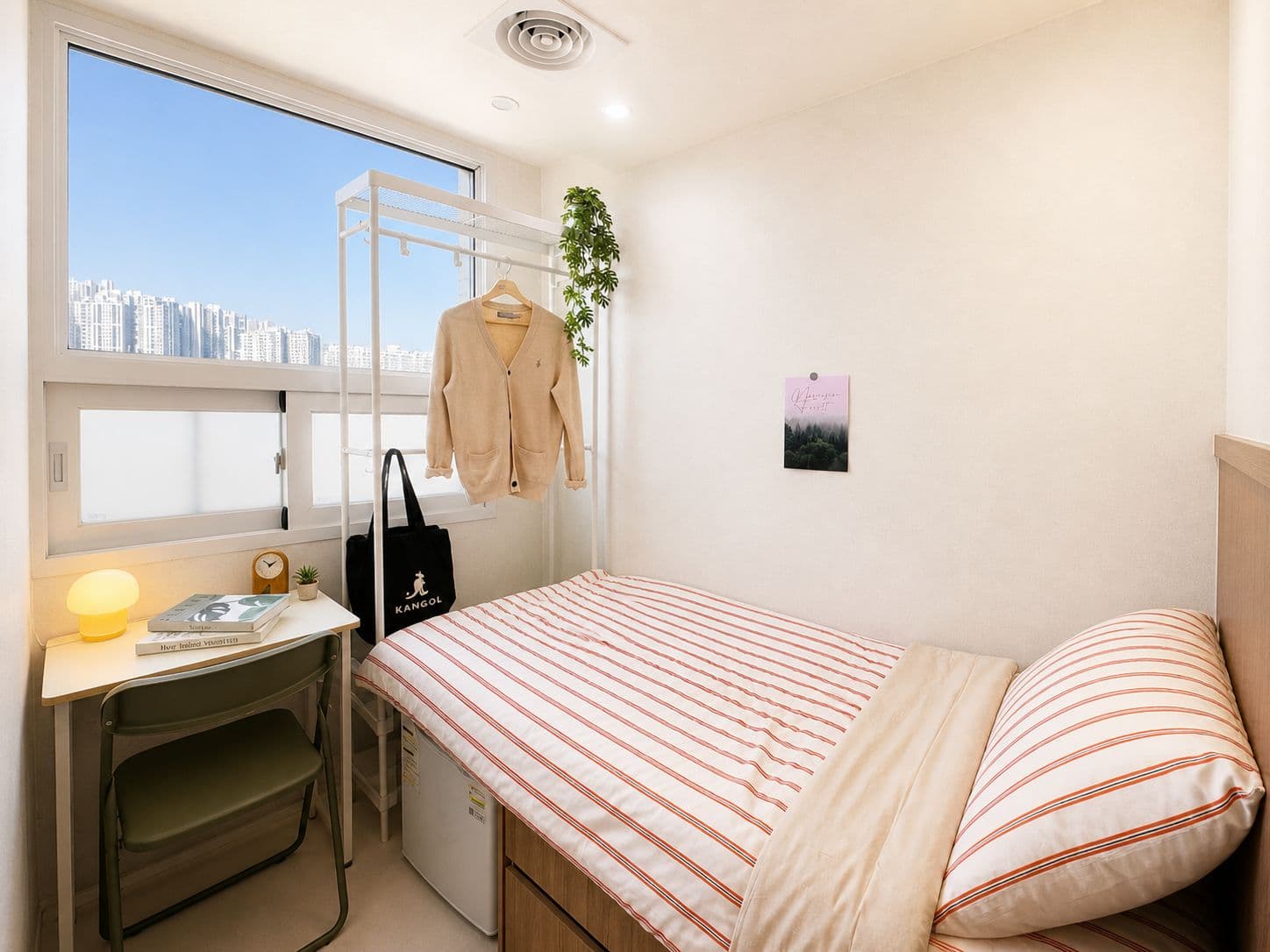 Female-Only Studio Steps from Seoul Station Exit 13