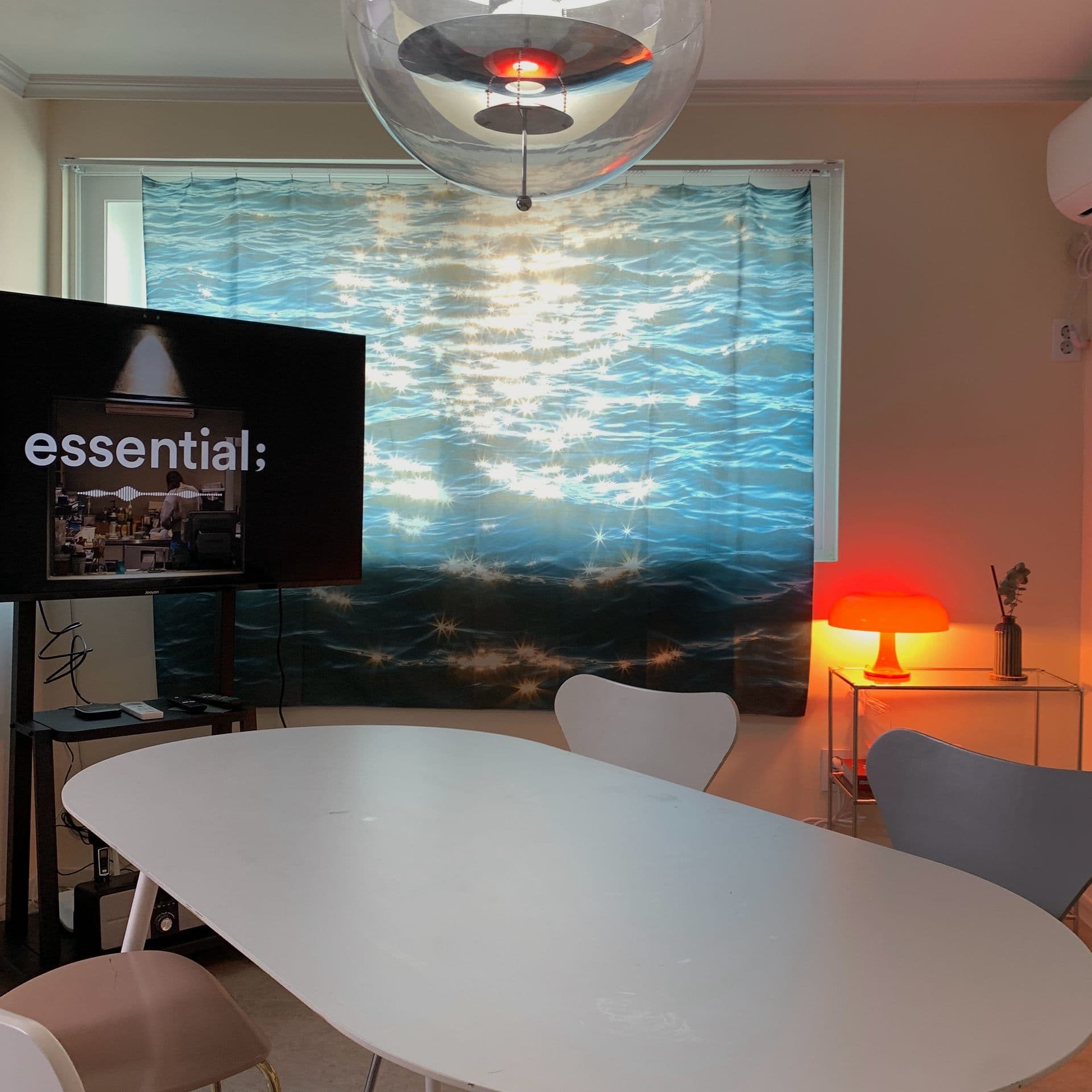 Itaewon Full-Option Flat Near Noksapyeong Station